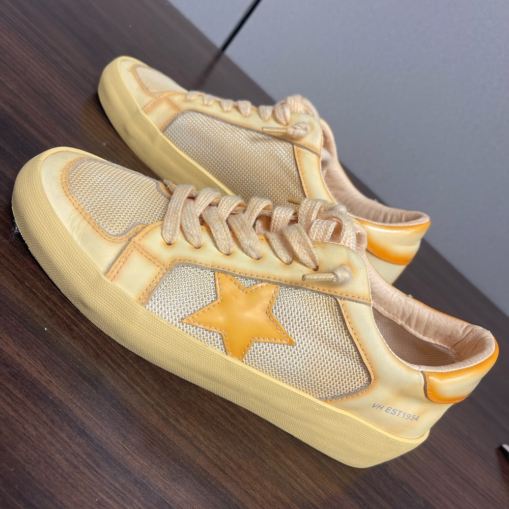 Vintage Havana Peach Sneakers